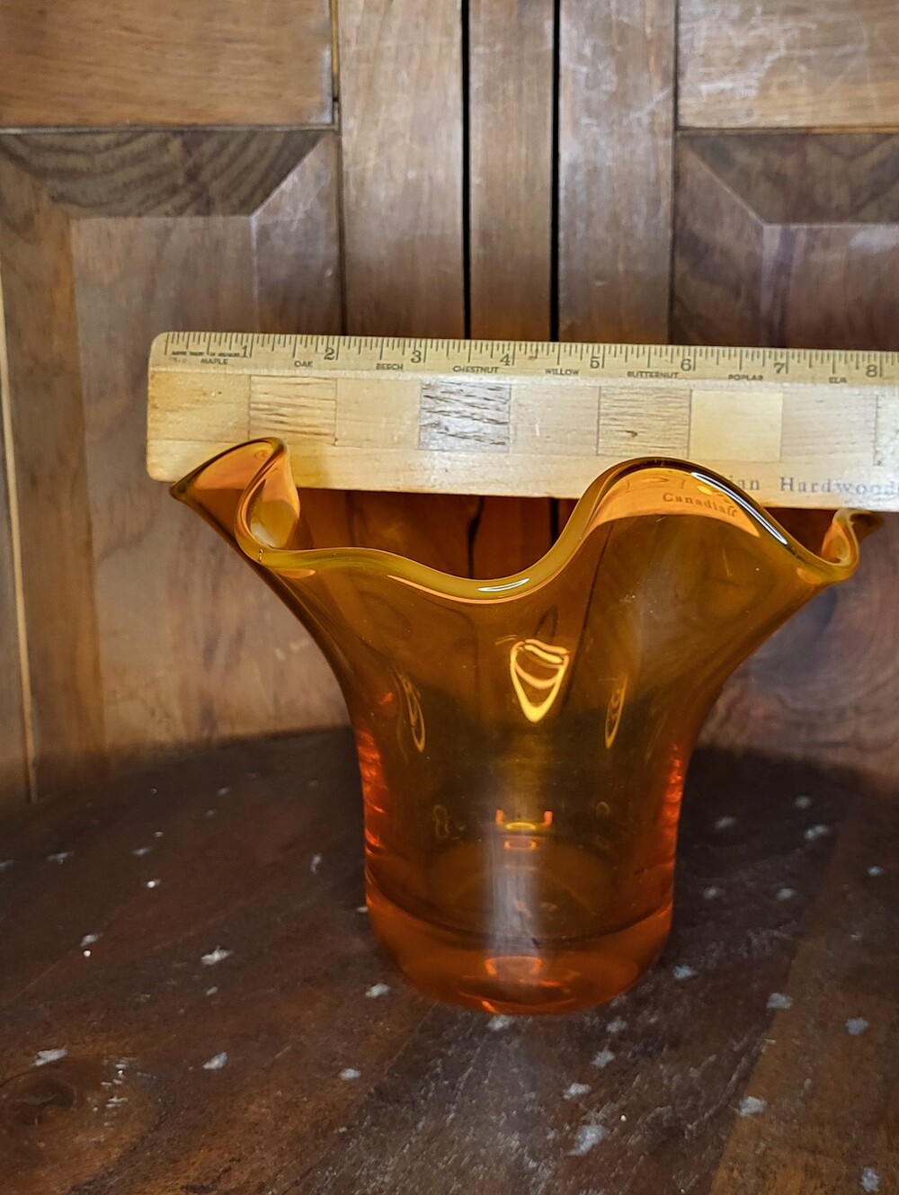 Amberina Glass Ruffle Vase - Picture 5 of 15